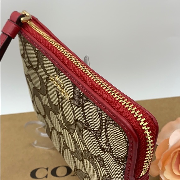 COACH Double Corner Zip Wristlet In Signature Canv - Picture 7 of 8